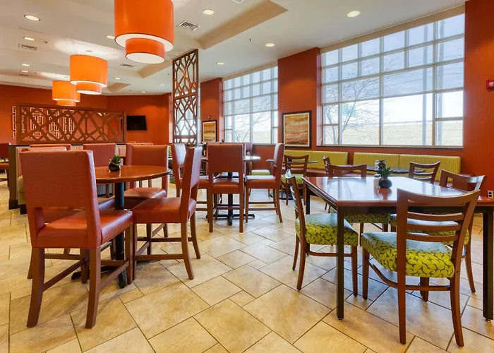 Drury Inn & Suites Indianapolis Northeast